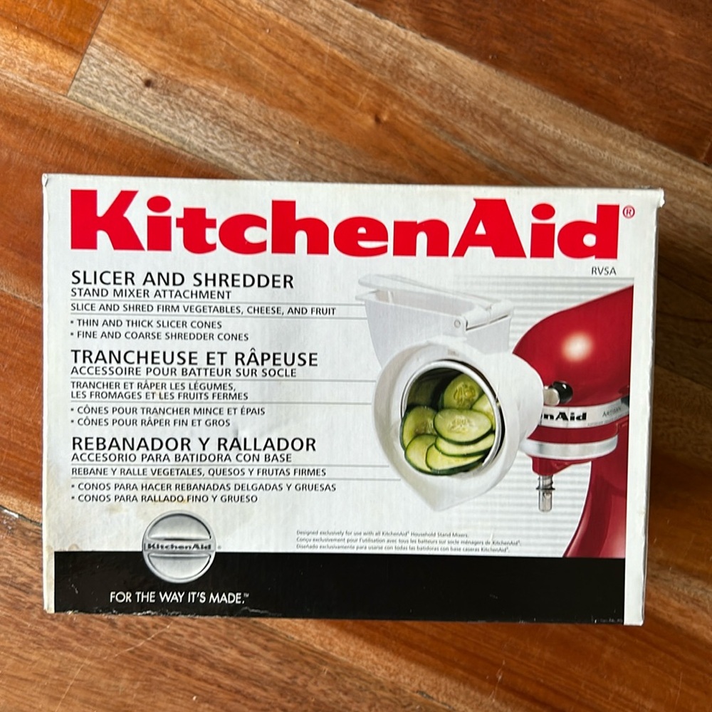 KitchenAid slicer shredder attachment